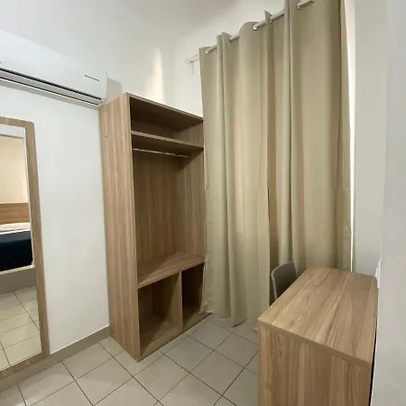Lucky Guest House Отель типа 